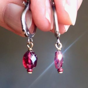 January Birthstone! Sweet Garnet And Sterling Silver Drop Earrings!